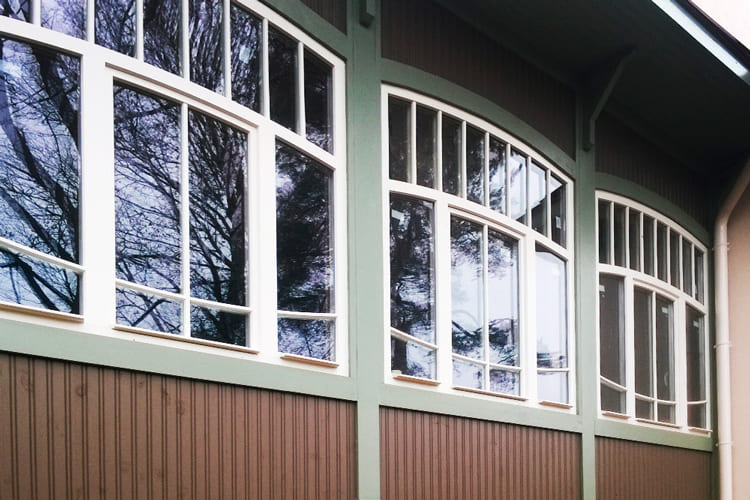 Двухкамерные деревянные окна